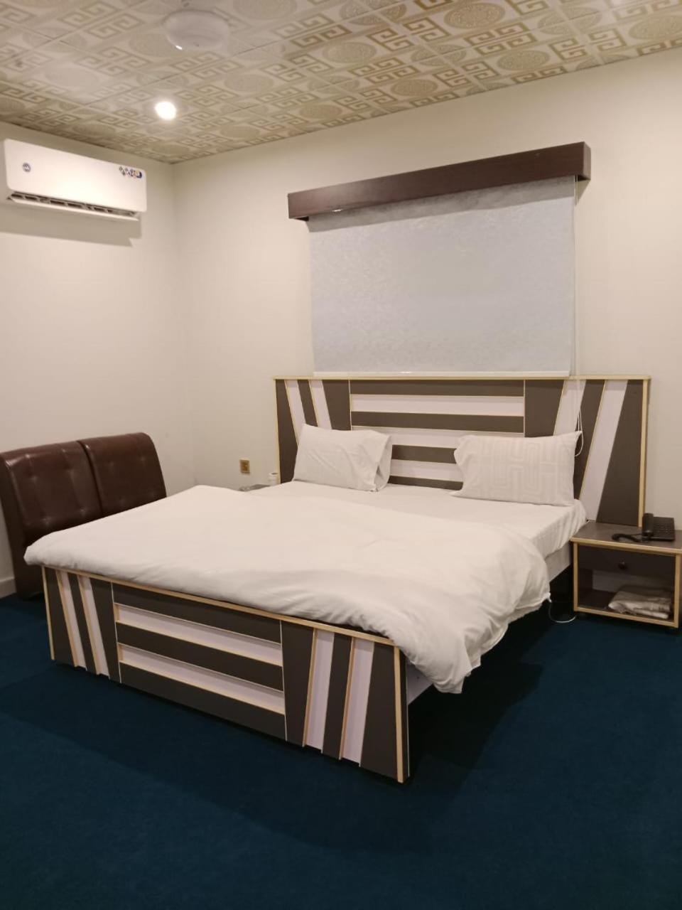 Hotel Royal Sweet Lahor Kültér fotó